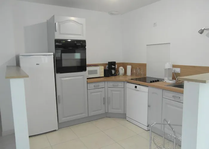 Les Hirondelles De La Baie 度假居 Vains