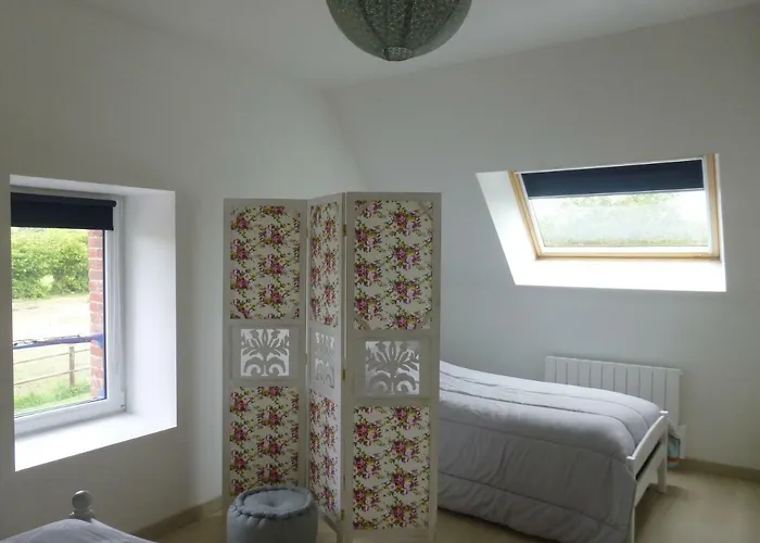 Les Hirondelles De La Baie *