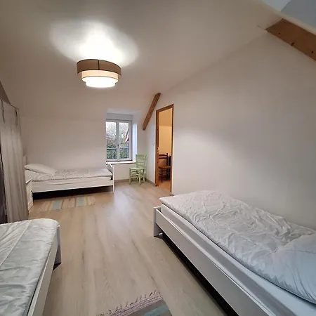 Les Hirondelles De La Baie Dom wakacyjny