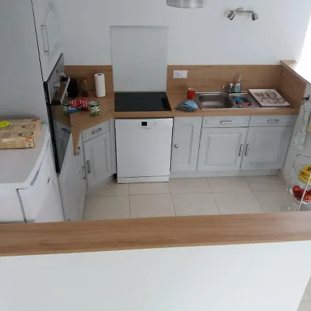 Les Hirondelles De La Baie * Vains