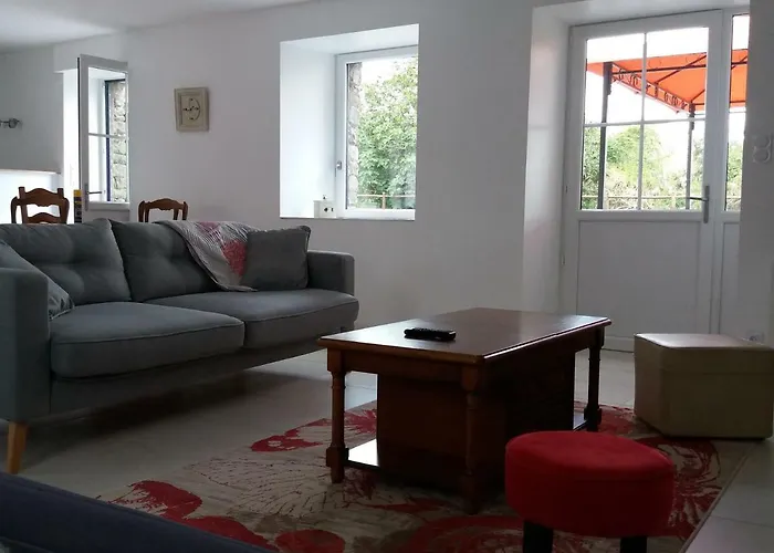 Les Hirondelles De La Baie *